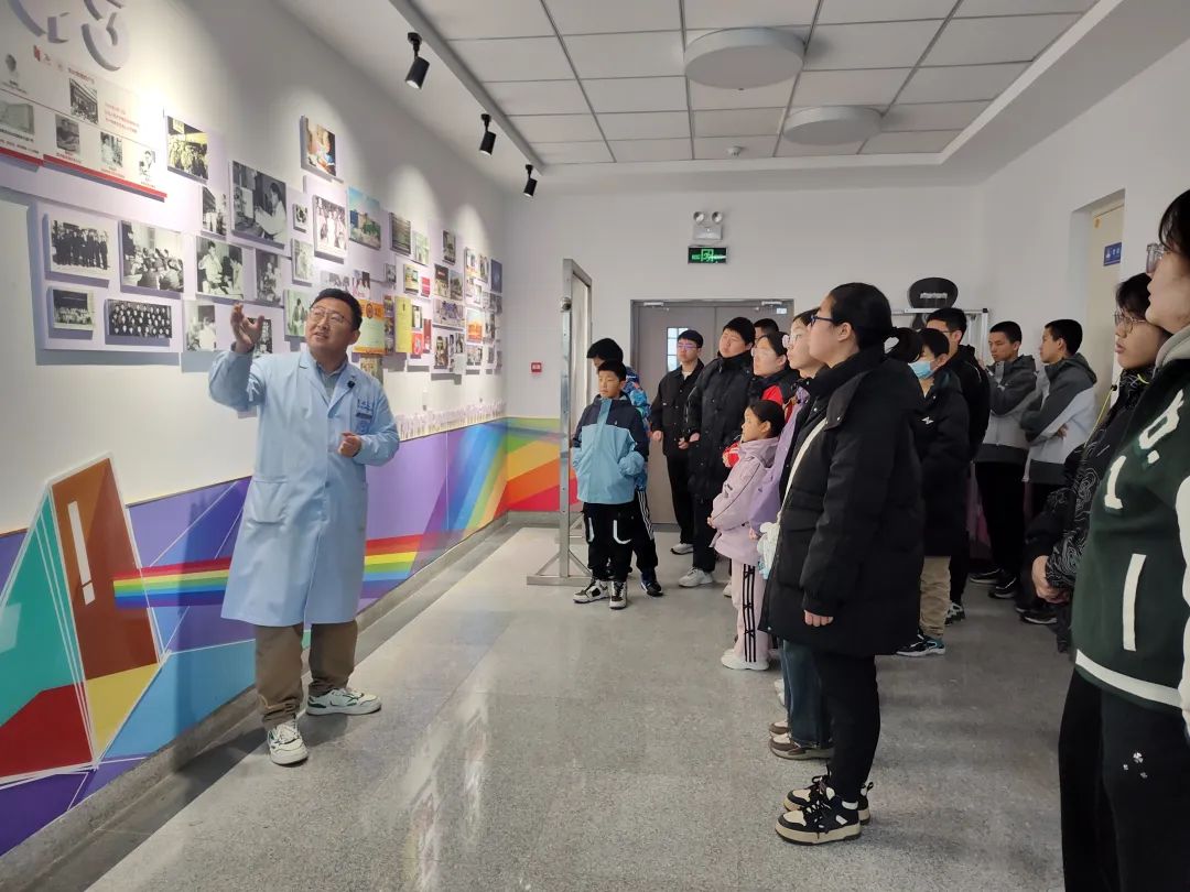 匠心筑梦 启航未来——记吉林大学培训学院心语助学公益研学活动